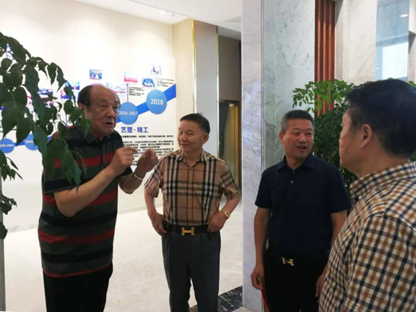 壹号娱乐 - NG大舞台,有梦你就来