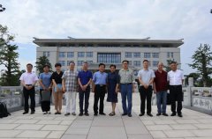 中殡协、殡葬标委会调研组座谈会在壹号娱乐进行