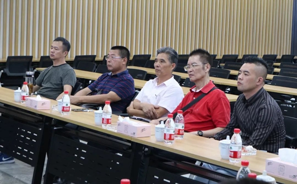 壹号娱乐 - NG大舞台,有梦你就来