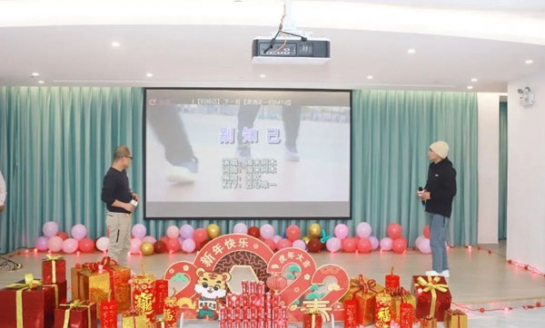 壹号娱乐 - NG大舞台,有梦你就来