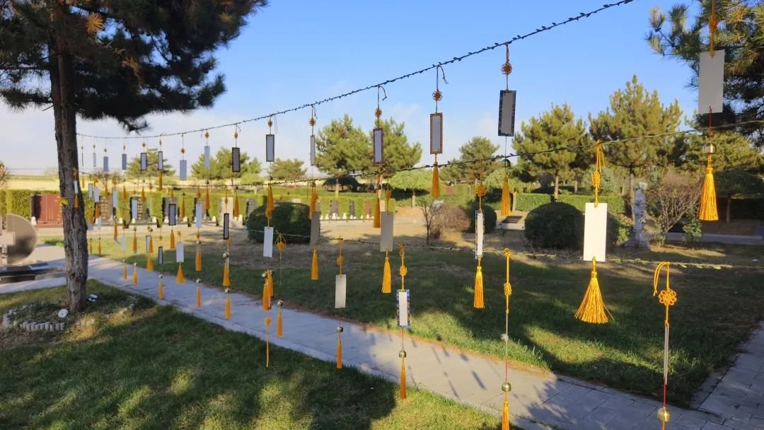 暖心服务，冬衣送暖