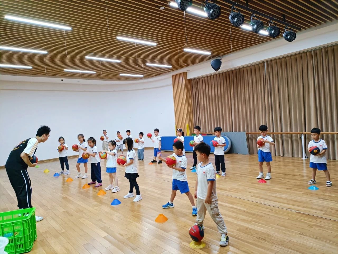 壹号娱乐 - NG大舞台,有梦你就来