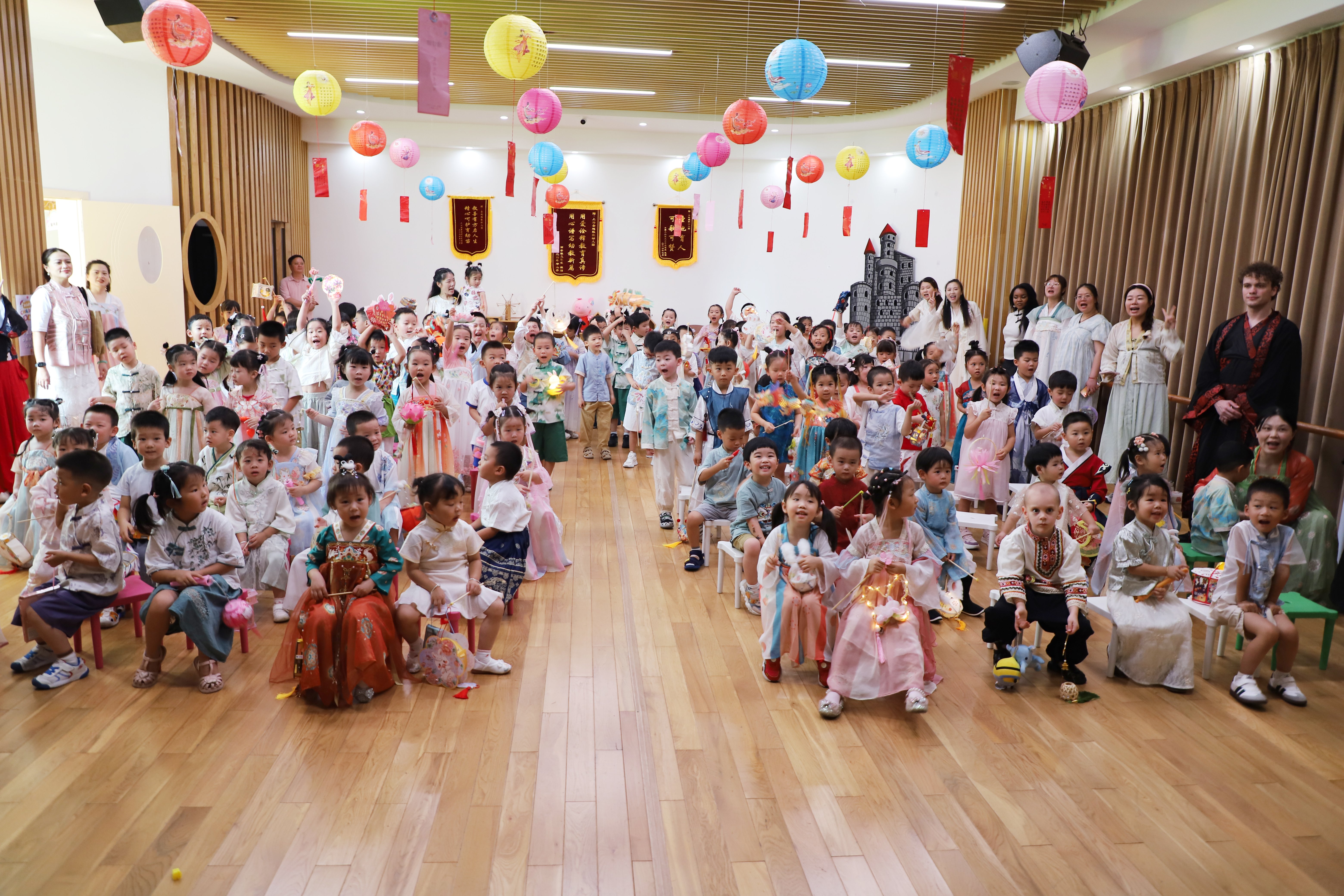 壹号娱乐 - NG大舞台,有梦你就来